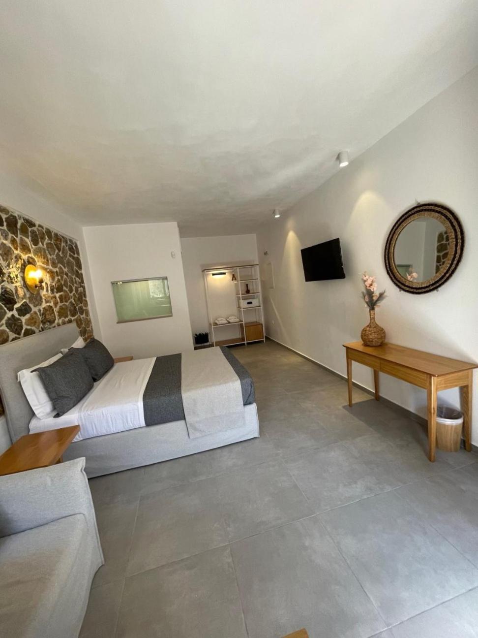 Trocadero Luxury Suites Hermione Extérieur photo